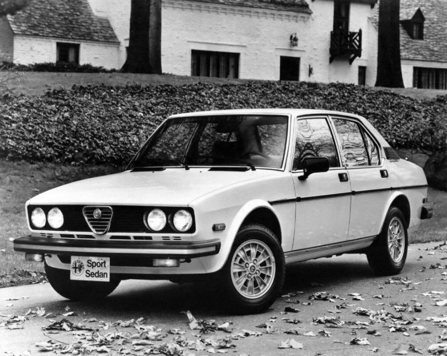  Alfa Romeo Sport Sedan (116) 1978 года  (фото 1 из 6)